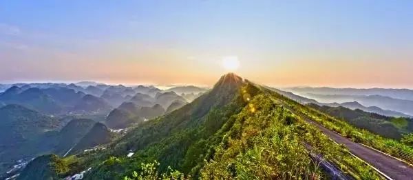 乡游黔中册亨县 板万村丨去秘境古村落，寻找夏日美好