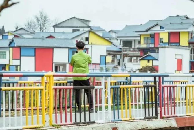 乡游黔中清镇市 芦荻哨村丨水光潋滟春色藏，农场遛娃正好