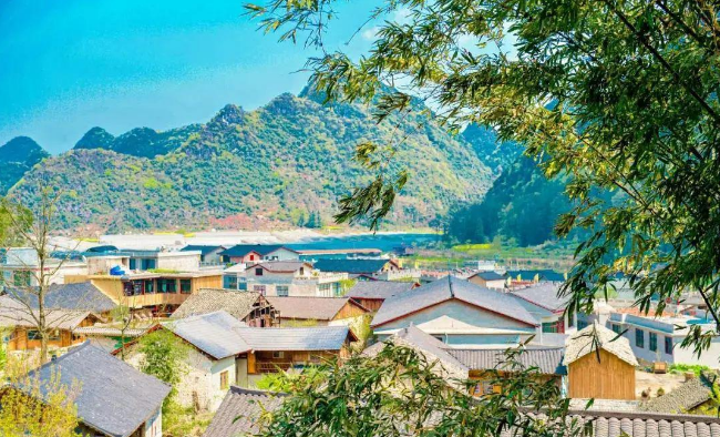 乡游黔中安顺经开区 平寨村丨锦绣苗寨里，歌唱民族风情