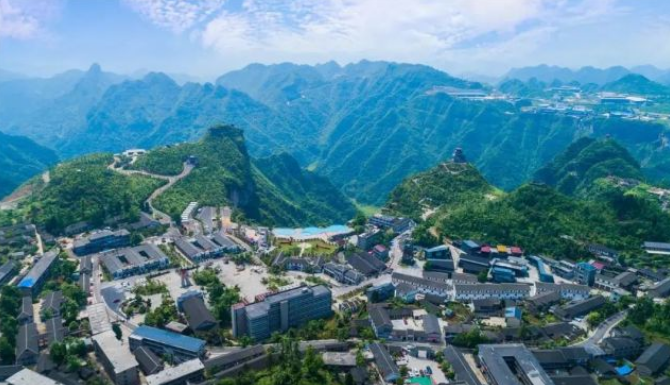 乡游黔中万山区 土坪社区丨这个复古怀旧小镇，藏着矿山情结