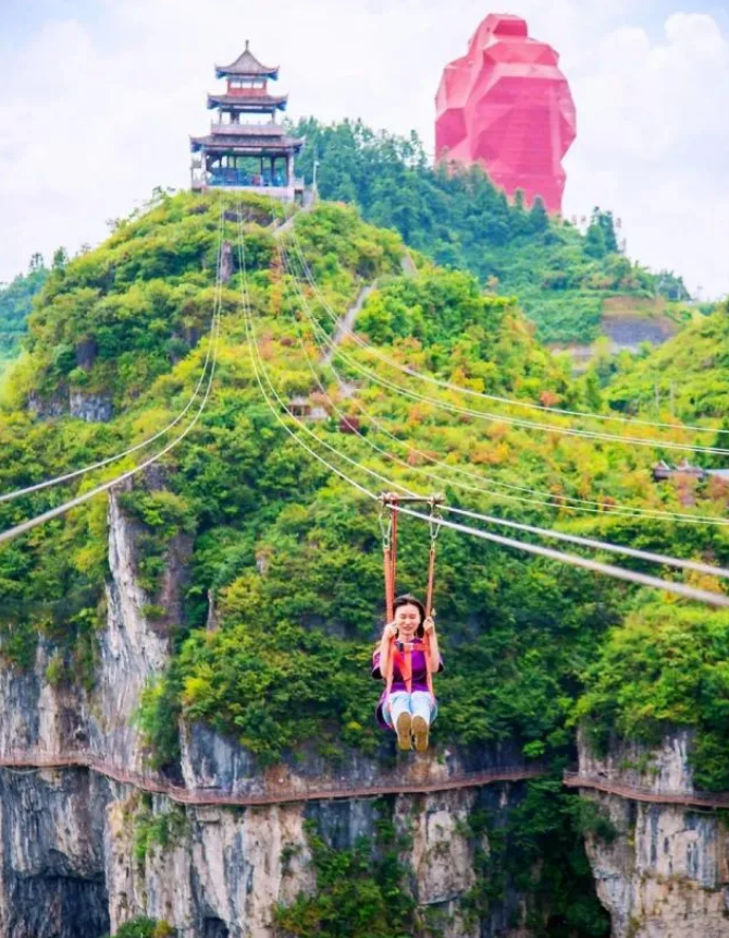 乡游黔中万山区 土坪社区丨这个复古怀旧小镇，藏着矿山情结