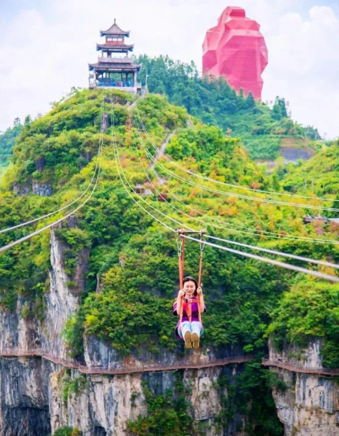 乡游黔中万山区 土坪社区丨这个复古怀旧小镇🧡，呢藏着矿山情结