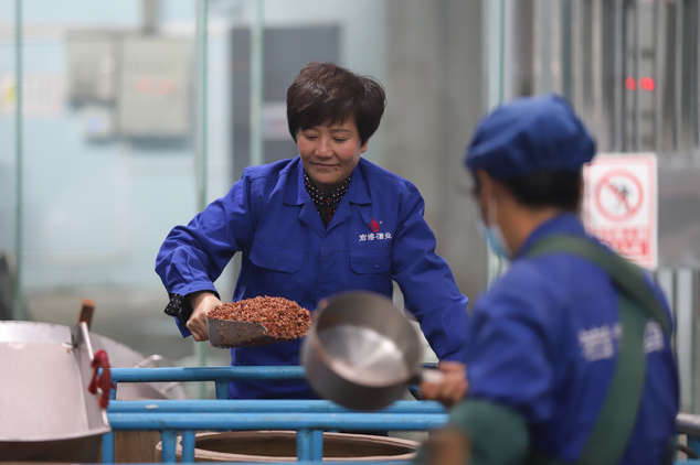 余留芬:永远都不能失了村里人那份信任 余留芬:永远都不能失了村里人那份信任