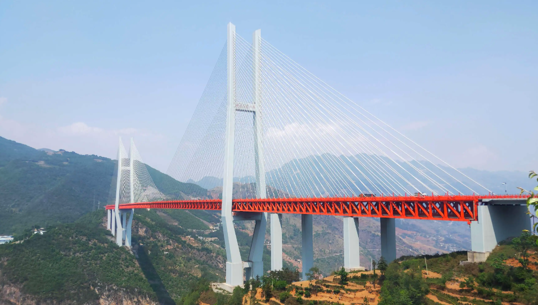 六盘水·世界第一高桥下的“网红”