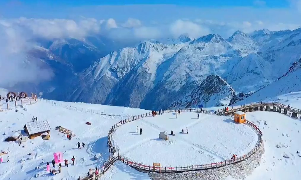 成都周边四日自驾游最佳路线 成都周边四日自驾游最佳路线