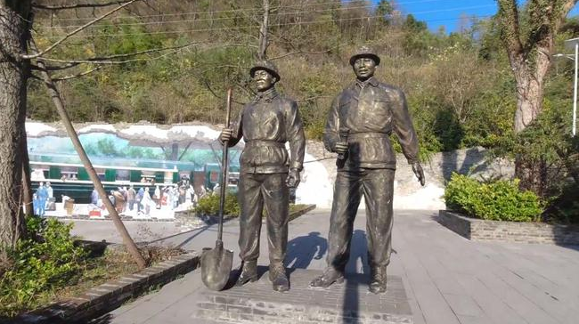 贵州深山矿山公园，可穿越到上世纪中期，满满的回忆