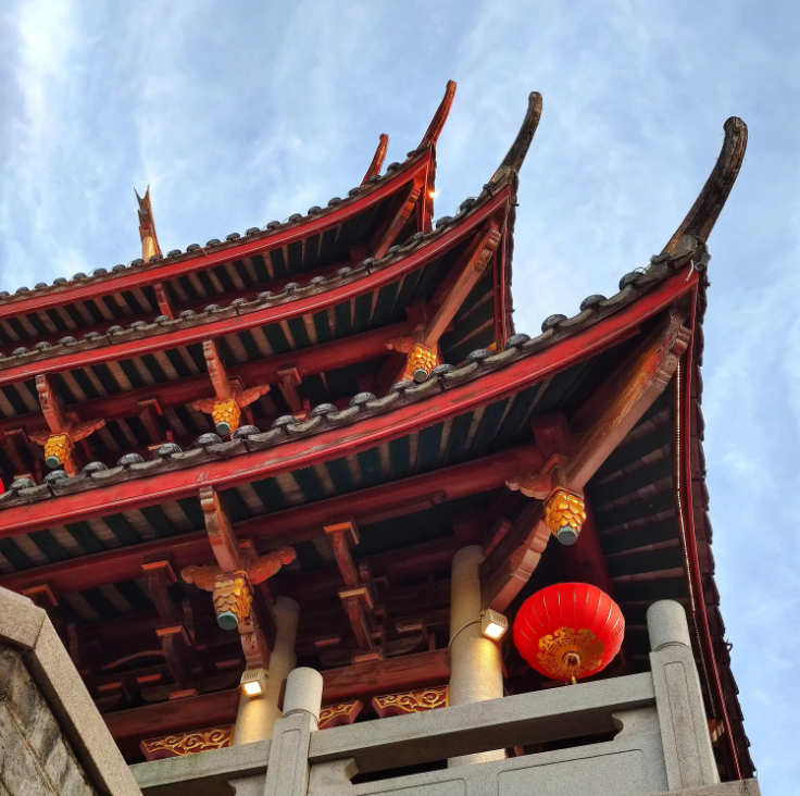 广东有一座比丽江更有趣的千年古城。自由自在，文化氛围浓厚