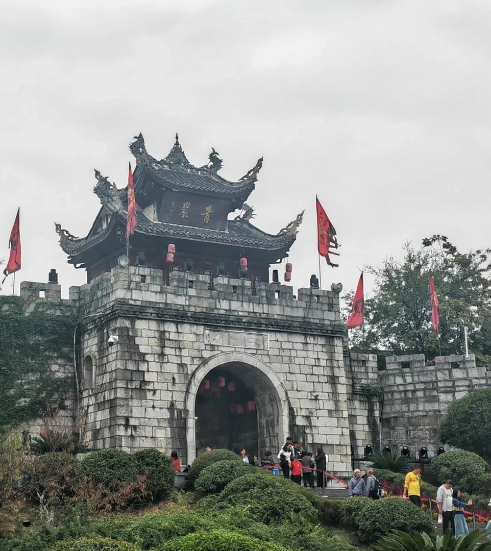 青岩古镇小记录_1_叽肉味嘎嘣脆_来自小红书网页版.jpg